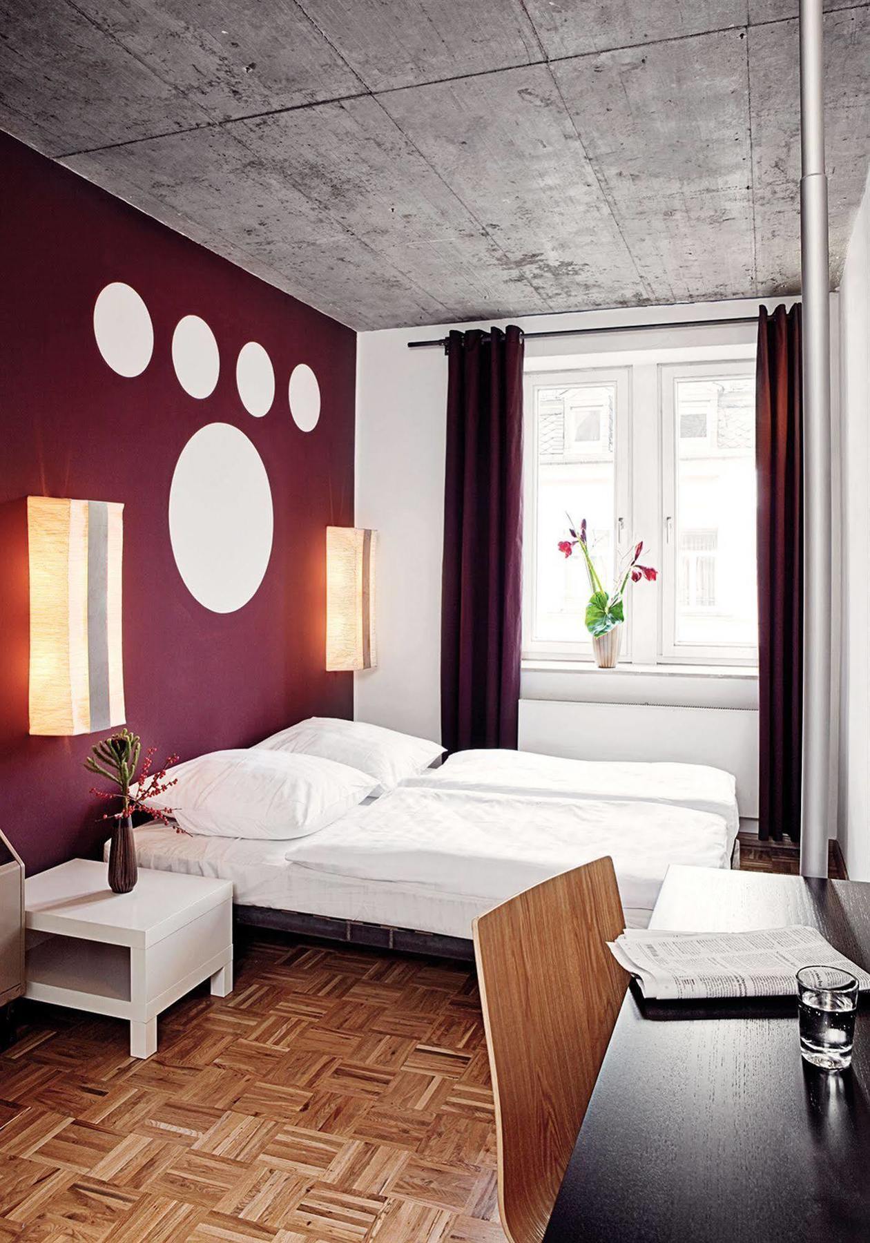 Five Elements Hostel And Capsules Frankfurt Fráncfort del Meno Exterior foto